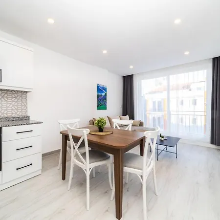 Flat With Terrace In Muratpasa Daire *